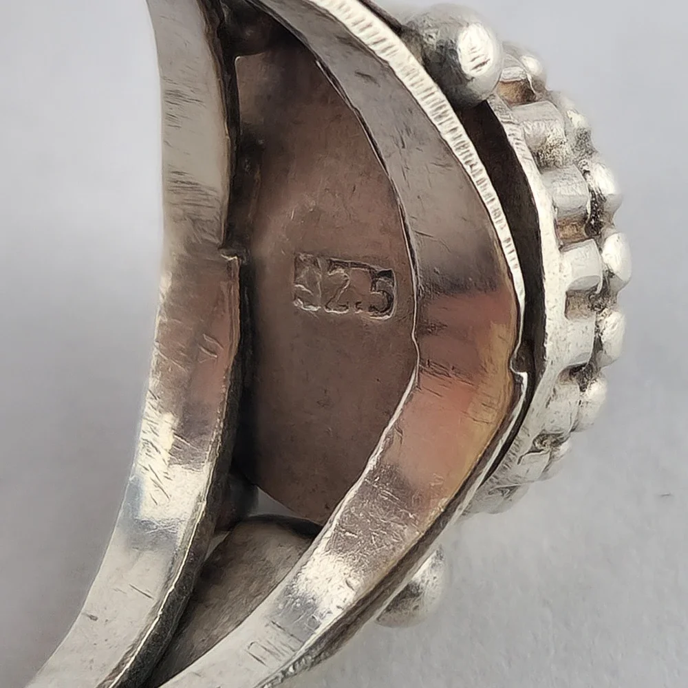 Vintage 925 Sterling Silver Ring with Black Onyx Stone Size‎ 9